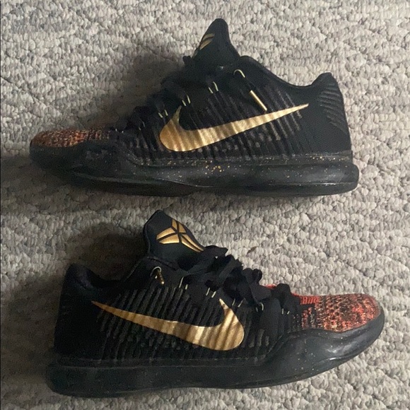 kobe 10 christmas